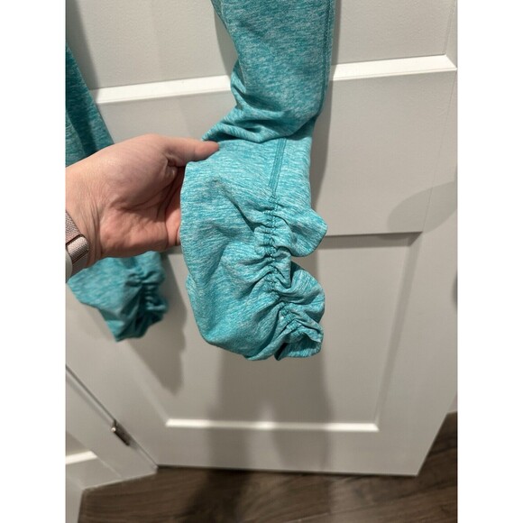Beyond Yoga Essential Back Gather Green Cropped Leggings Size Small - Picture 2 of 5